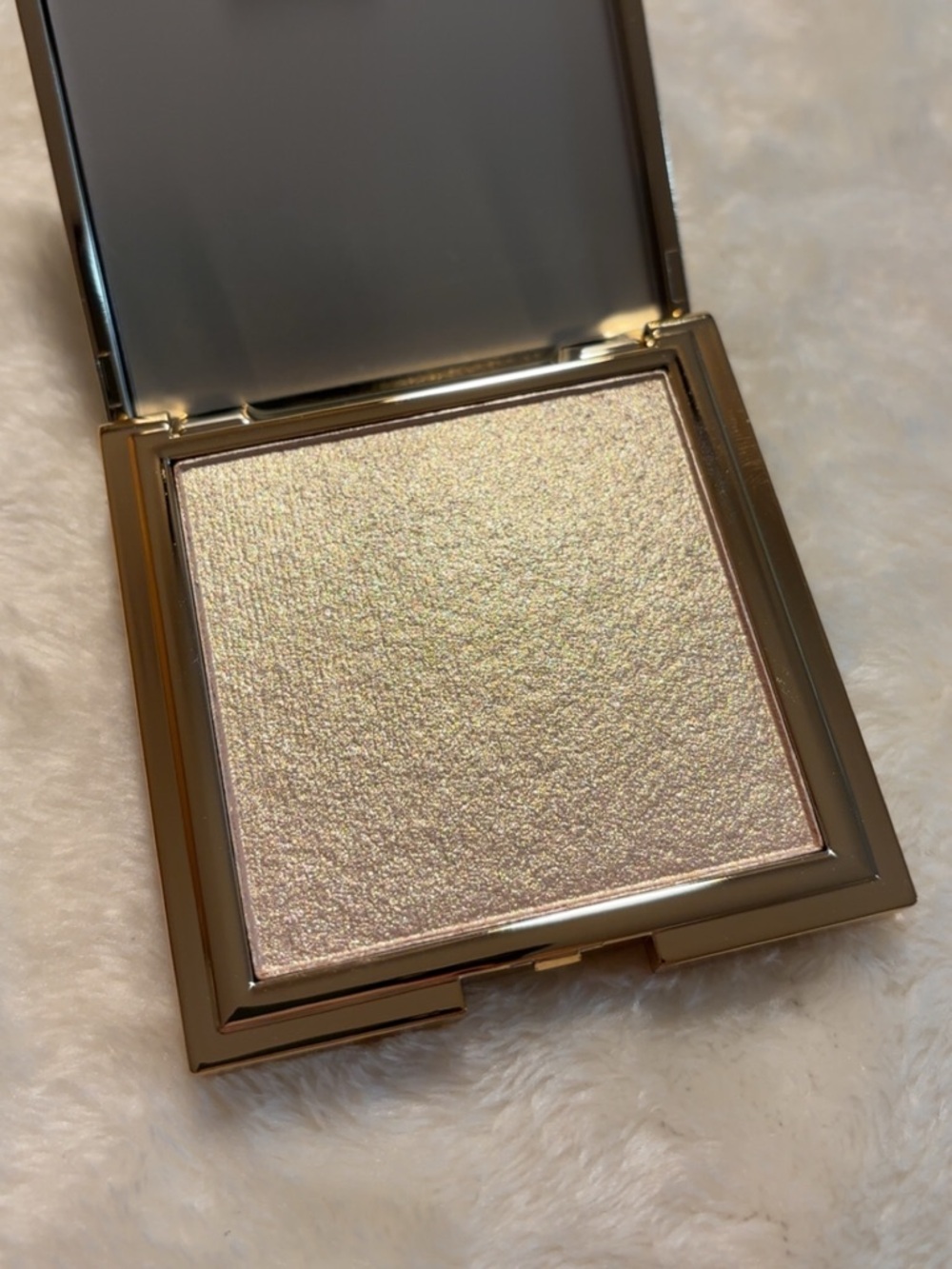 New Glamlite Pina Colada Highlighter